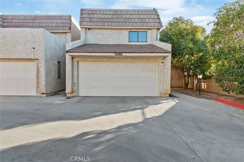 Lancaster, CA 93534,428 W Avenue J5 #21