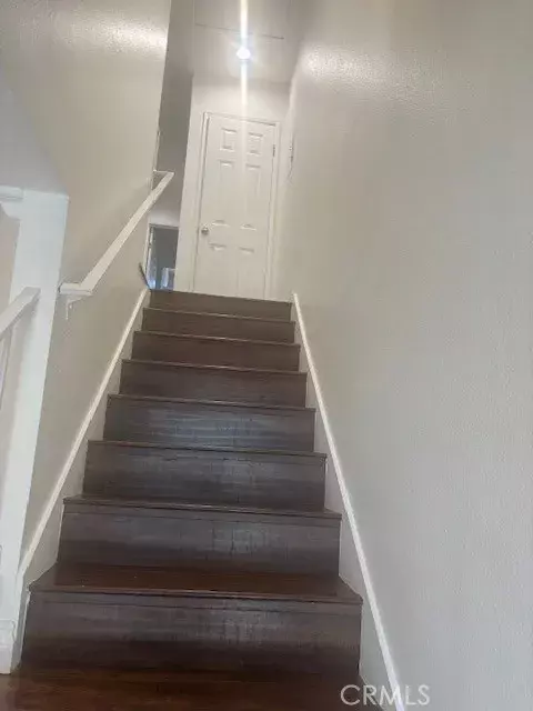 Agoura Hills, CA 91301,30553 Canwood