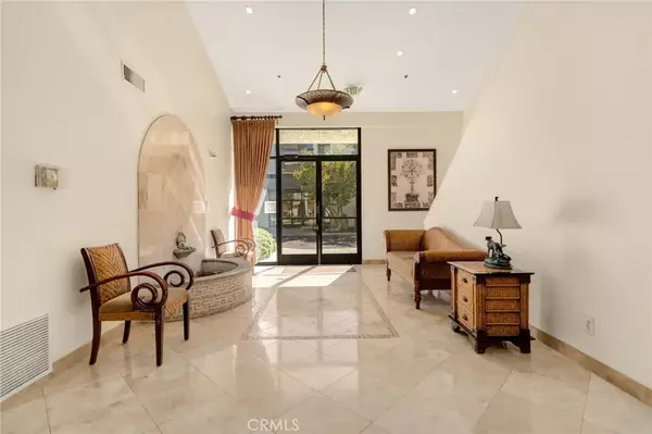 Los Angeles, CA 90042,4049 Via Marisol