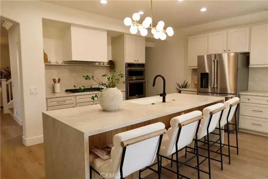 173 Parkside Drive, Simi Valley, CA 93065