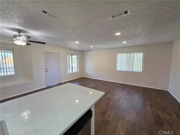 Lancaster, CA 93536,44036 25th West #C8