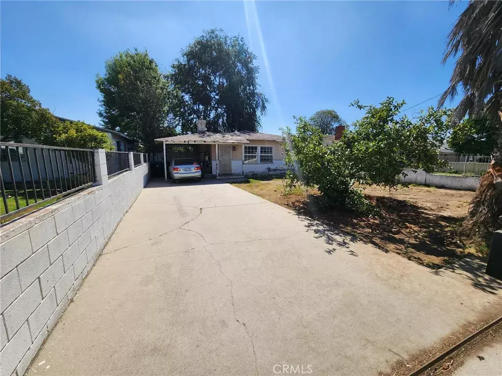 Sylmar, CA 91342,15320 Bledsoe Street