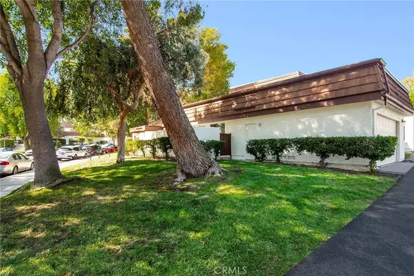 Chatsworth, CA 91311,10121 Larwin #1