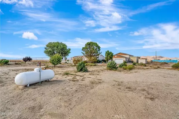 Rosamond, CA 93560,7943 Cathy