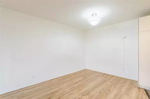 Glendale, CA 91203,540 W California #5