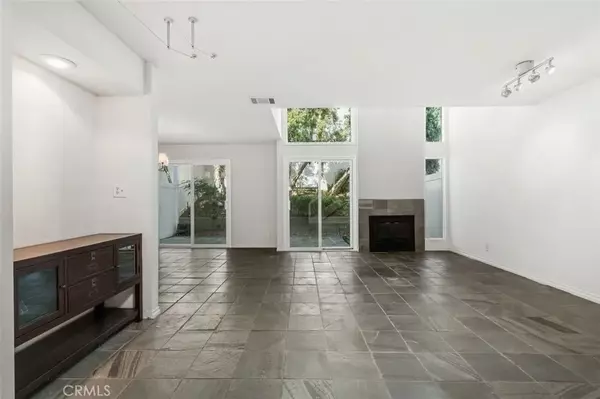 Northridge, CA 91325,10056 Melinda Way #3