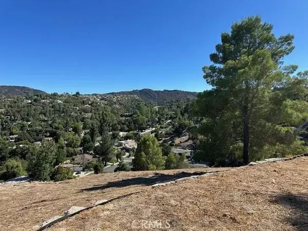Tarzana, CA 91356,4631 Caritina