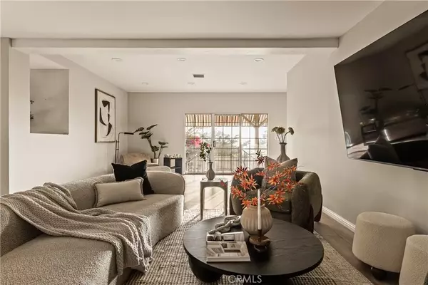 Burbank, CA 91504,1819 Richard Street