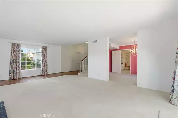 Northridge, CA 91324,9830 Vanalden