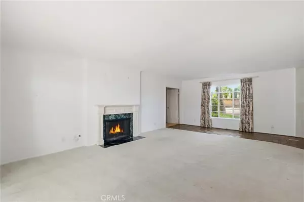 Northridge, CA 91324,9830 Vanalden