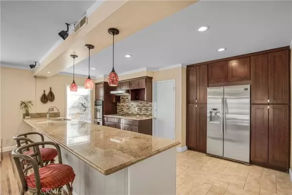 Granada Hills, CA 91344,11662 Curry