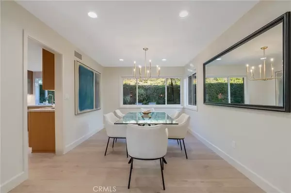 Calabasas, CA 91302,4168 Towhee