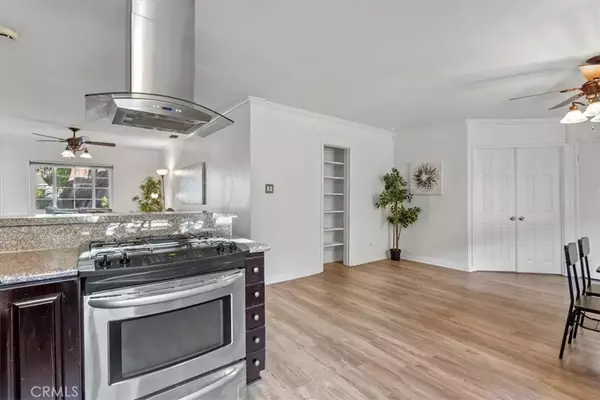 Encino, CA 91316,17900 Hatteras St