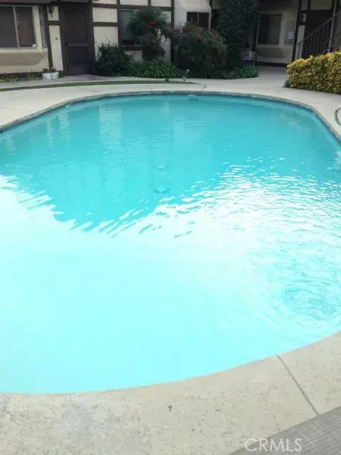 West Hills, CA 91307,7125 Shoup Avenue #201