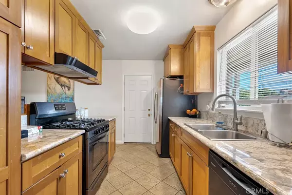 Lakeview Terrace, CA 91342,11347 Kelowna Street