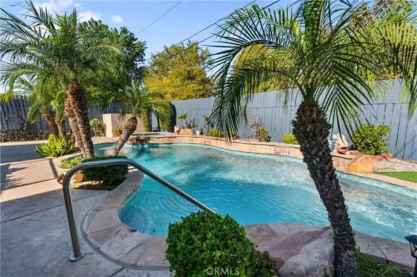 Encino, CA 91316,17619 Miranda