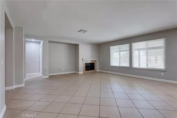 Lancaster, CA 93534,45327 Elm Ave