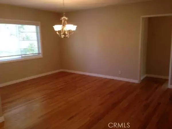 Encino, CA 91316,17404 Burma Street