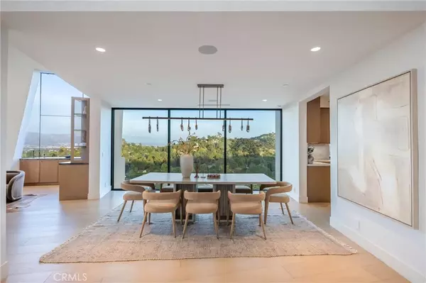 Studio City, CA 91604,3596 Woodhill Canyon