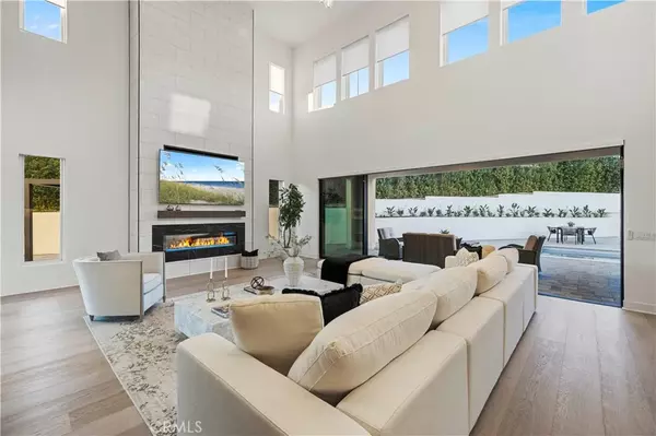 Chatsworth, CA 91311,11029 Lurline Avenue