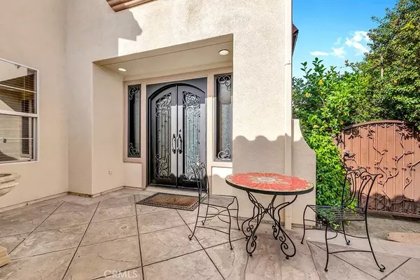 Thousand Oaks, CA 91362,3049 Heavenly Ridge