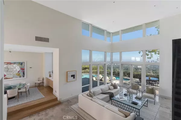 Beverly Hills, CA 90210,1436 Summitridge Drive