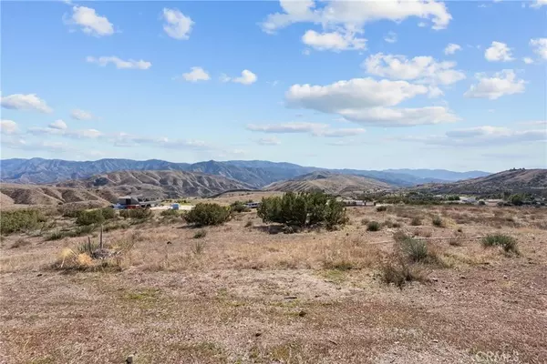 Agua Dulce, CA 91350,0 Avenida Donari (Vic Camin)