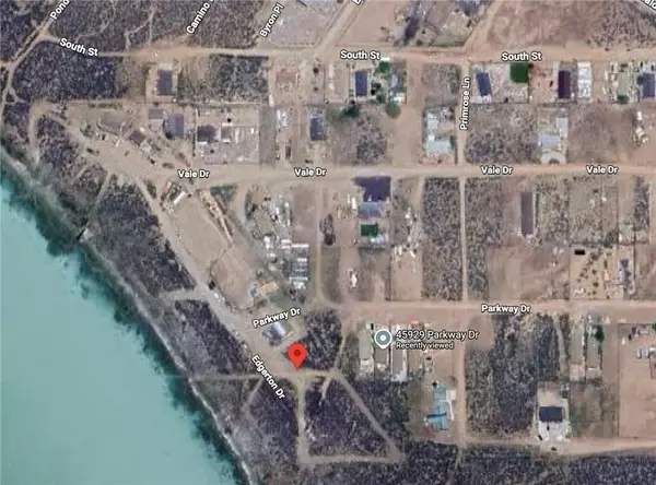 45909 Parkway Dr, Big Bear City, CA 92314