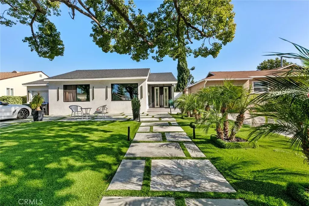 Burbank, CA 91505,1918 N Maple