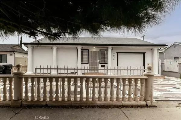 Panorama City, CA 91402,7935 Hazeltine Avenue