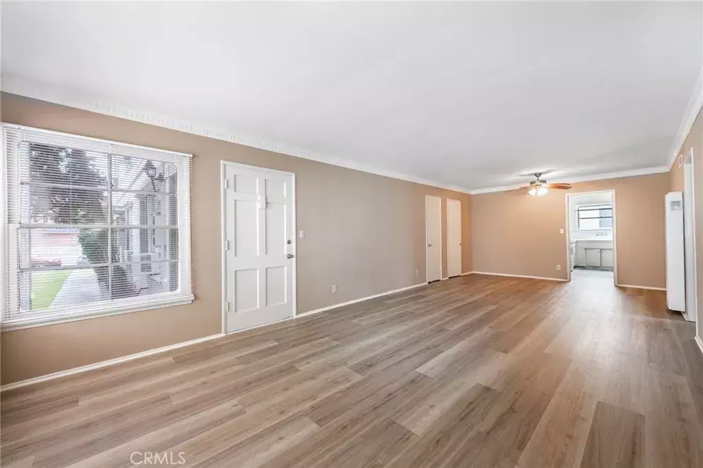 Valley Village, CA 91607,5319 Whitsett #3