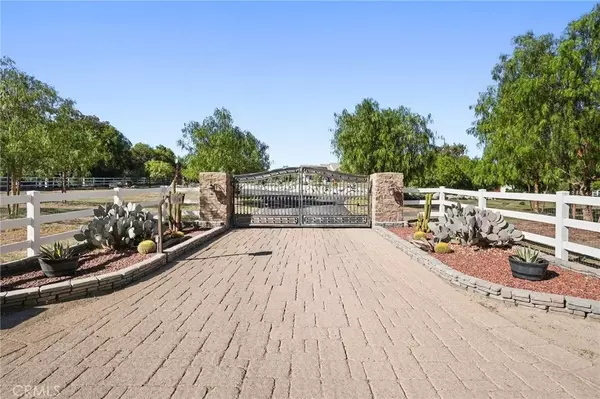 Agua Dulce, CA 91390,32852 Agua Dulce Canyon Road