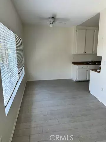 North Hollywood, CA 91605,11906 Hart #6