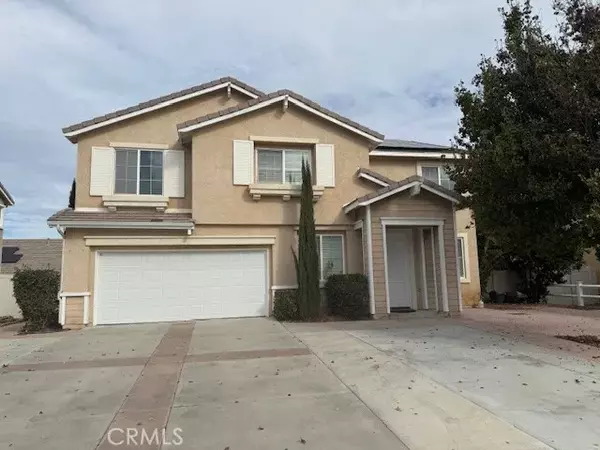 2401 W Avenue P12, Palmdale, CA 93551