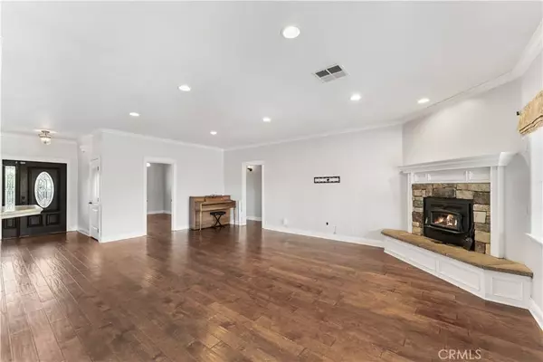 Tehachapi, CA 93561,23600 Dart Drive