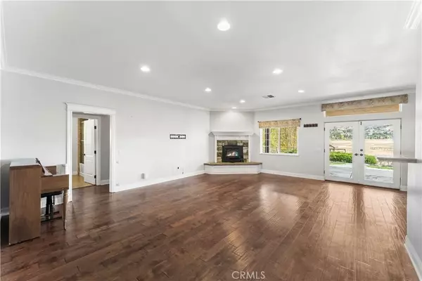 Tehachapi, CA 93561,23600 Dart Drive