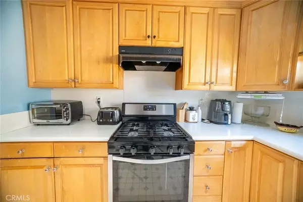 Simi Valley, CA 93063,2433 Medina Avenue