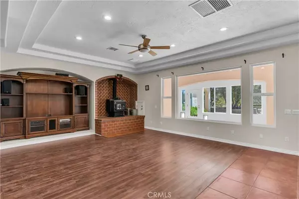 Oak Hills, CA 92344,10234 Clover Drive