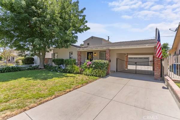 731 N Beachwood Drive, Burbank, CA 91506