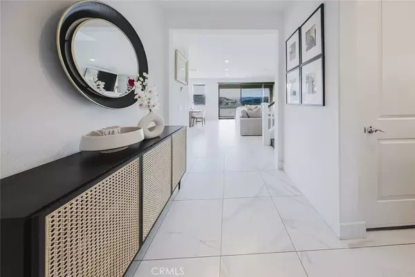 Santa Clarita, CA 91350,19032 Carranza Lane