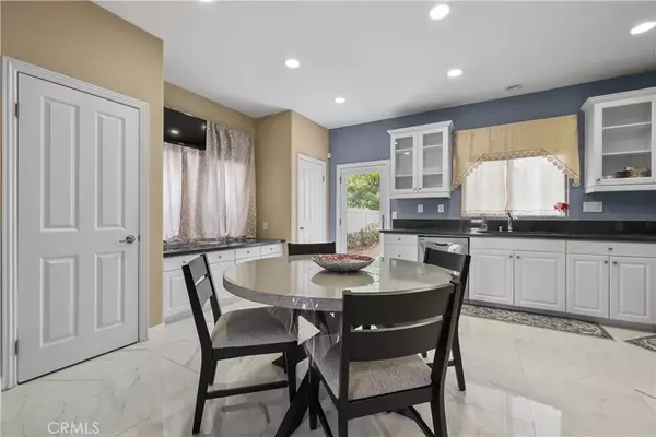 Canyon Country, CA 91387,17408 Winter Pine Way