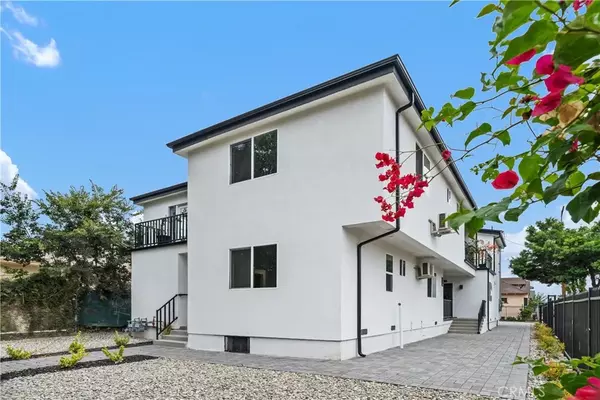 Los Angeles, CA 90011,2417 S Stanford