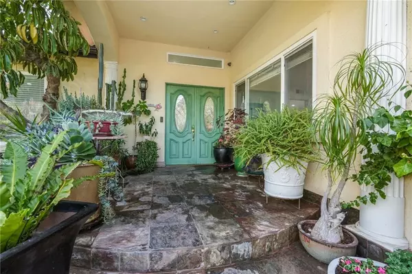 Tarzana, CA 91356,18760 Wells