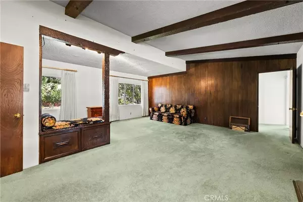 Newhall, CA 91321,24422 Valley