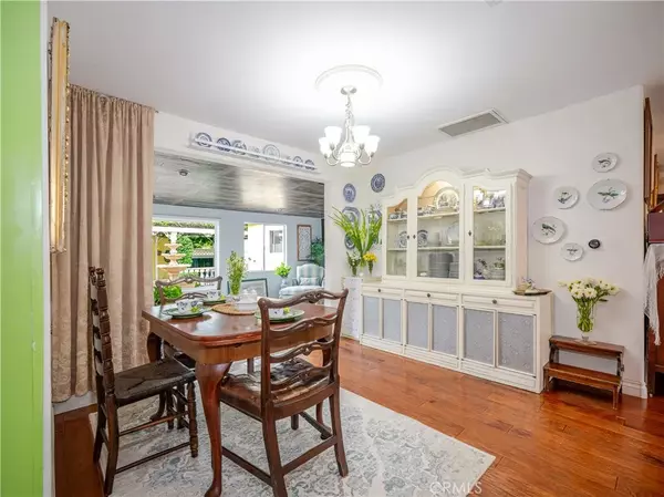 Thousand Oaks, CA 91360,1389 Calle Durazno