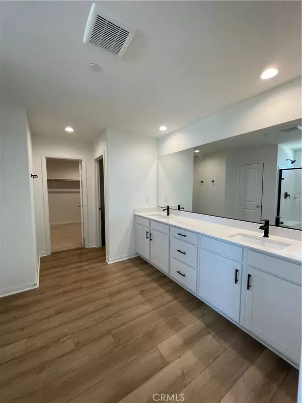 Riverside, CA 92507,21518 Milam