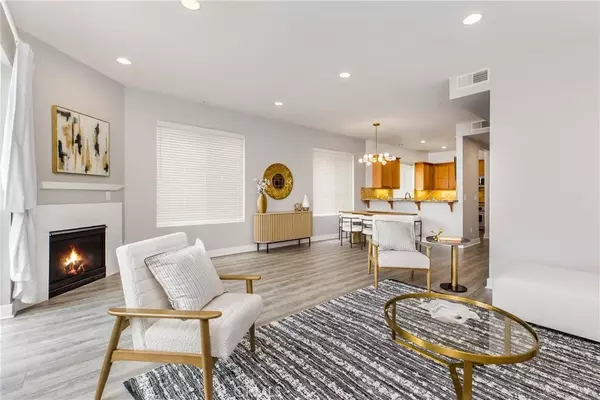 Studio City, CA 91604,11851 Laurelwood Drive #102