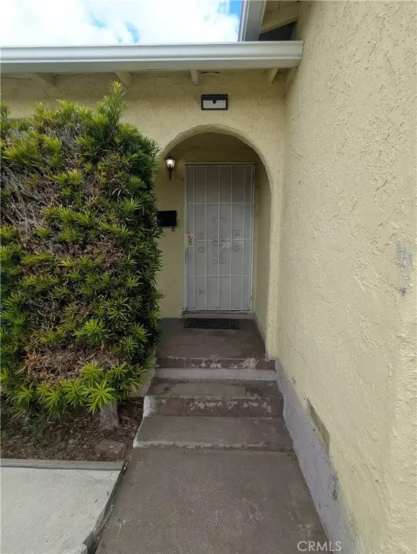 Pacoima, CA 91331,10422 Cayuga