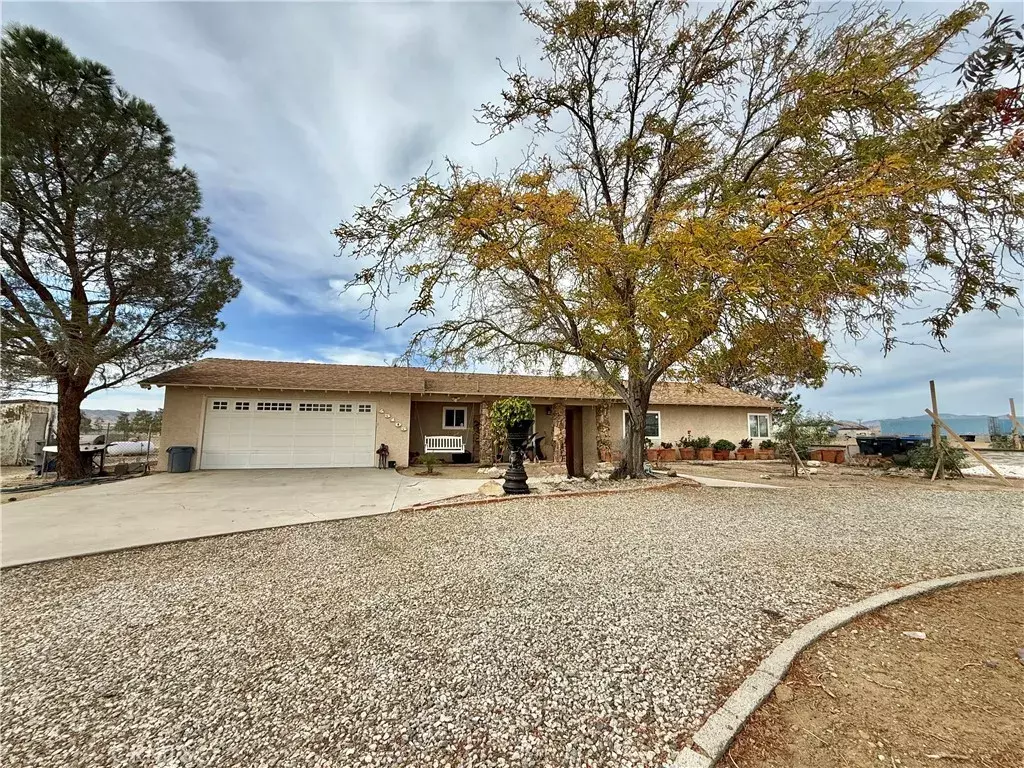 Lancaster, CA 93536,45105 73rd West