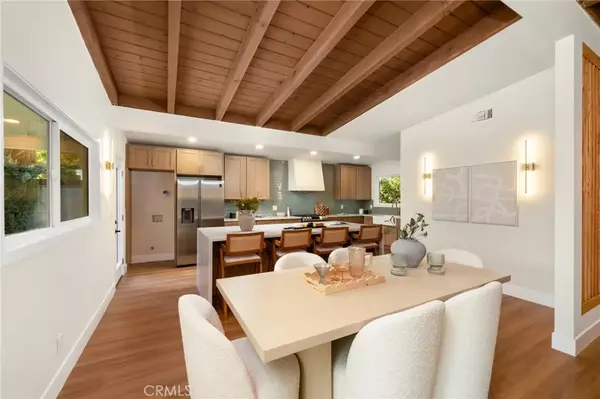 Encino, CA 91316,5611 Babbitt